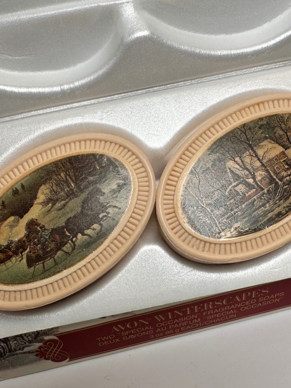 Vintage Avon Winterscapes Currier & Ives Guest Soaps Set of 2 w/ Box